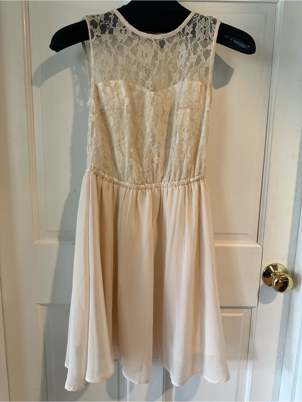 H&M Ivory Lace Bodice Chiffon Party Dress